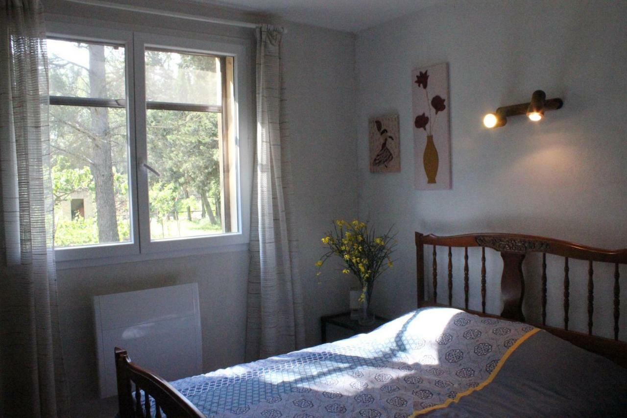 B&B Le Petit Frigouye Rochefort-du-Gard Exteriör bild
